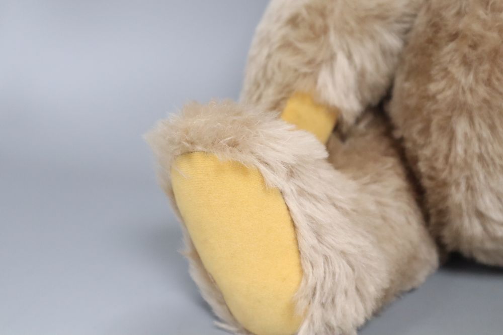 A Steiff yellow tag bear